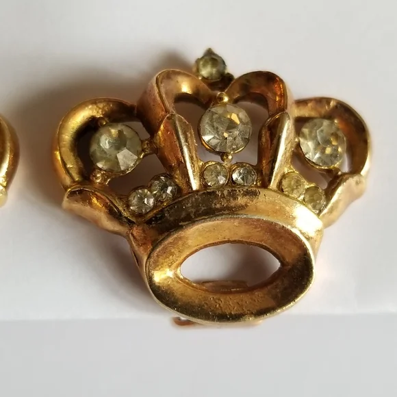 Relisted-Vintage crown shaped clip earrings gold tone clear rhinestones royal - Picture 9 of 17